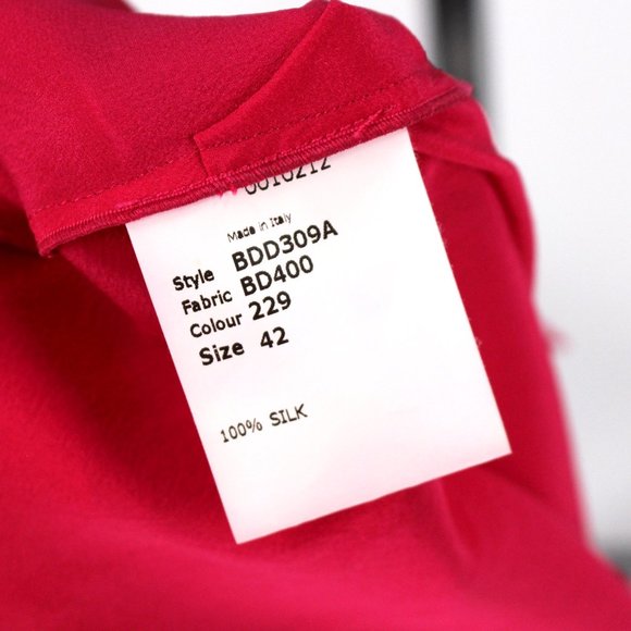 Valentino Hot Pink Silk Button Down Long Sleeve Blouse 42 Satin Shirt Small - Picture 8 of 8
